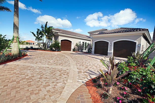 Best Decorative Driveway Paving in Hlcrest, IL
